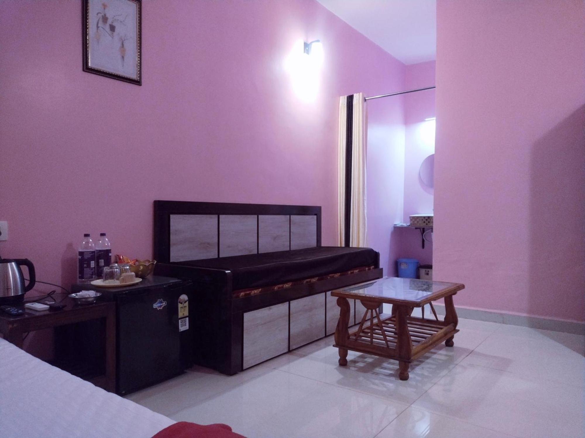 Samant Beach Resort Malvan Exterior photo
