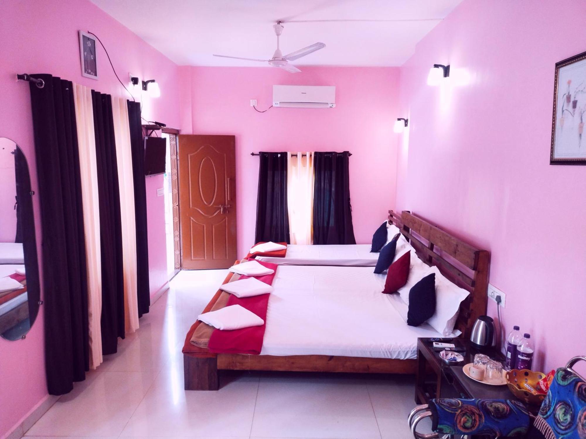 Samant Beach Resort Malvan Exterior photo
