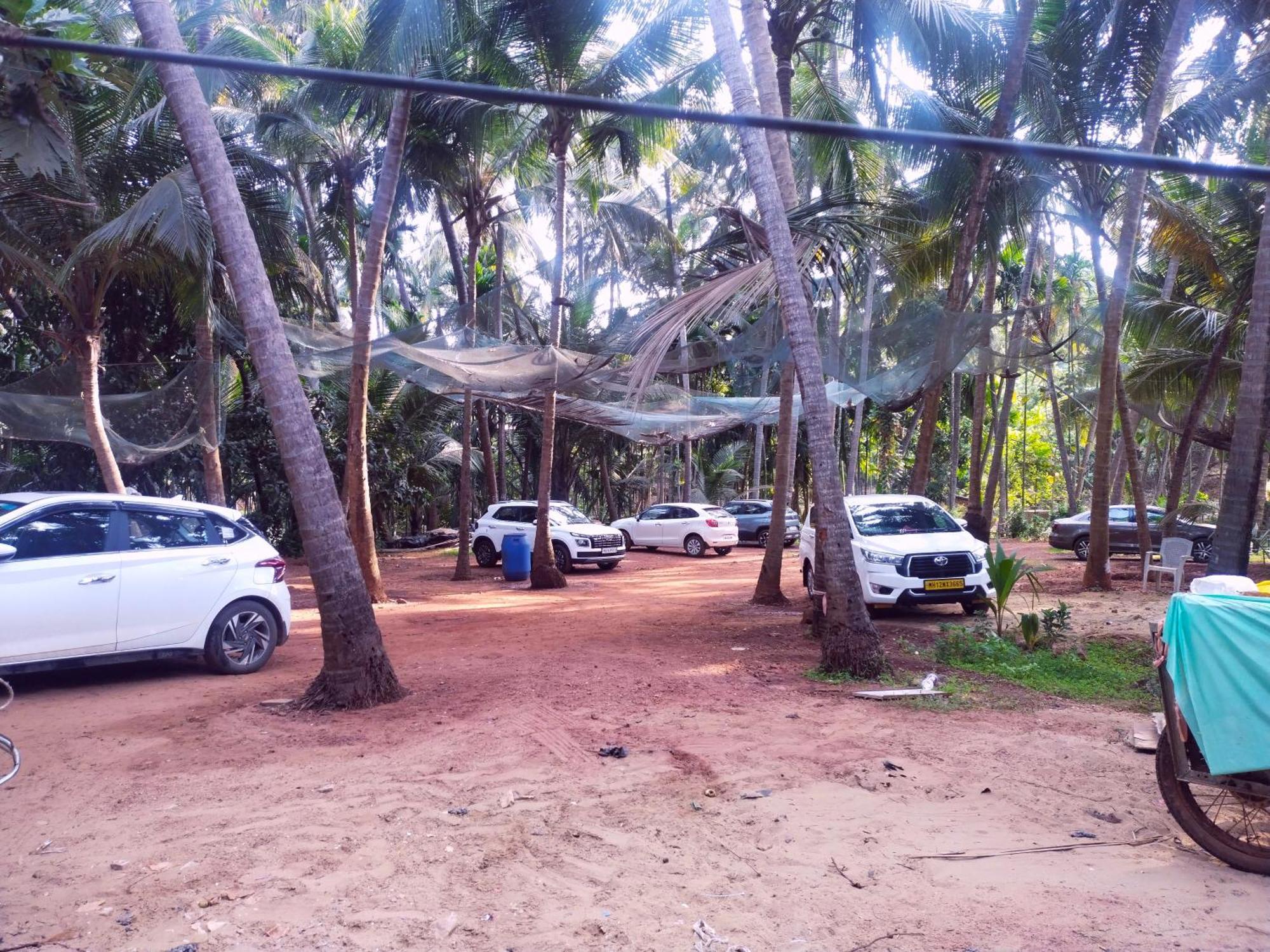 Samant Beach Resort Malvan Exterior photo